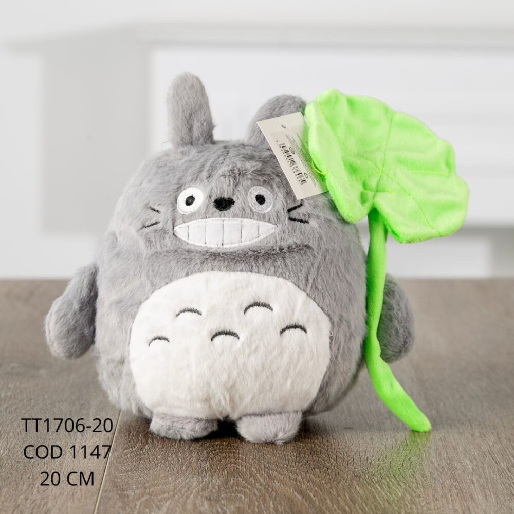 Totoro hoja 20cm - TT1706-20